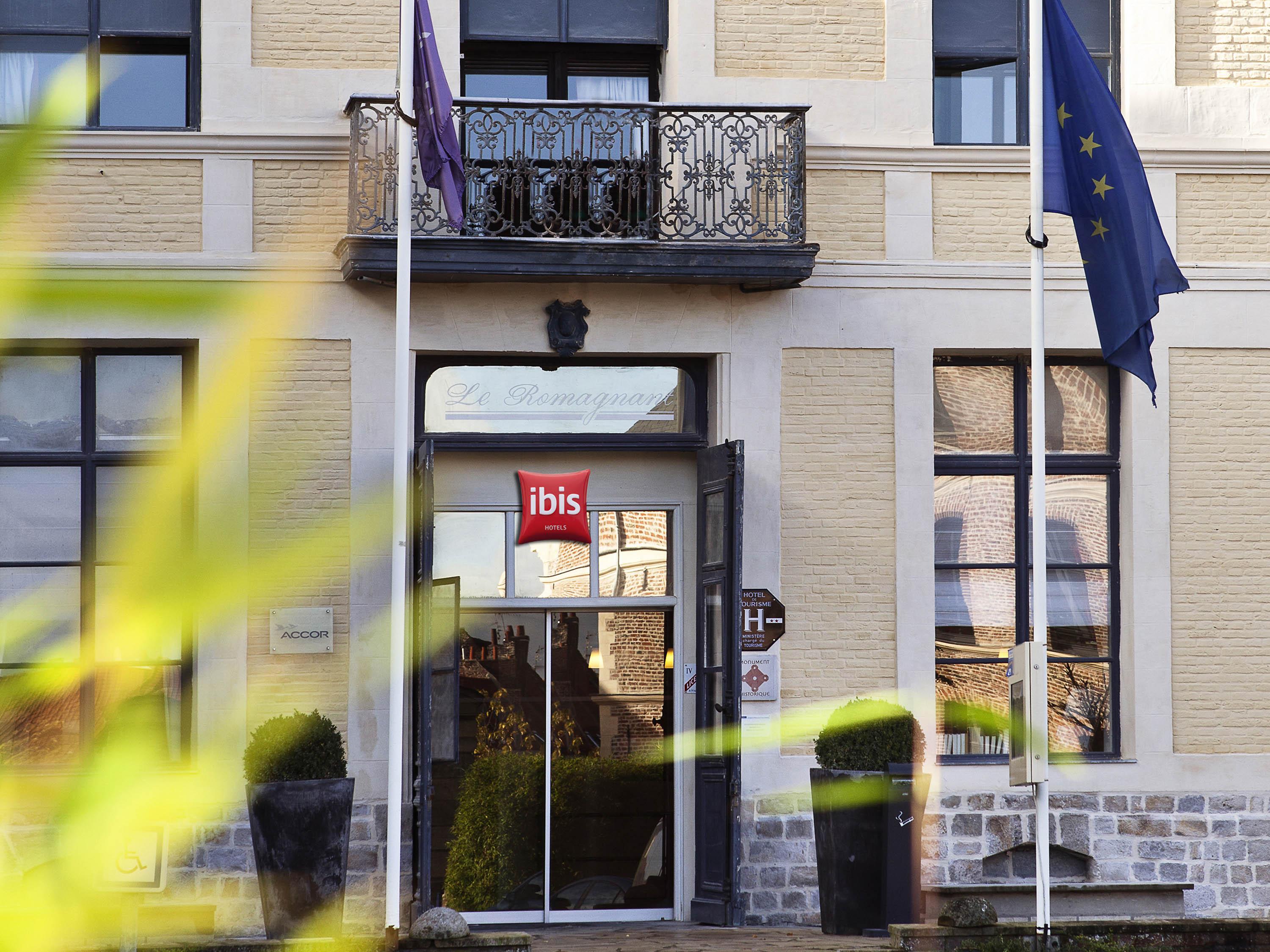 Отель Ibis Douai Centre Экстерьер фото
