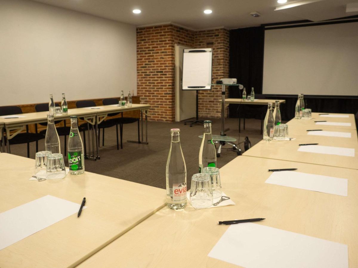 Отель Ibis Douai Centre Экстерьер фото